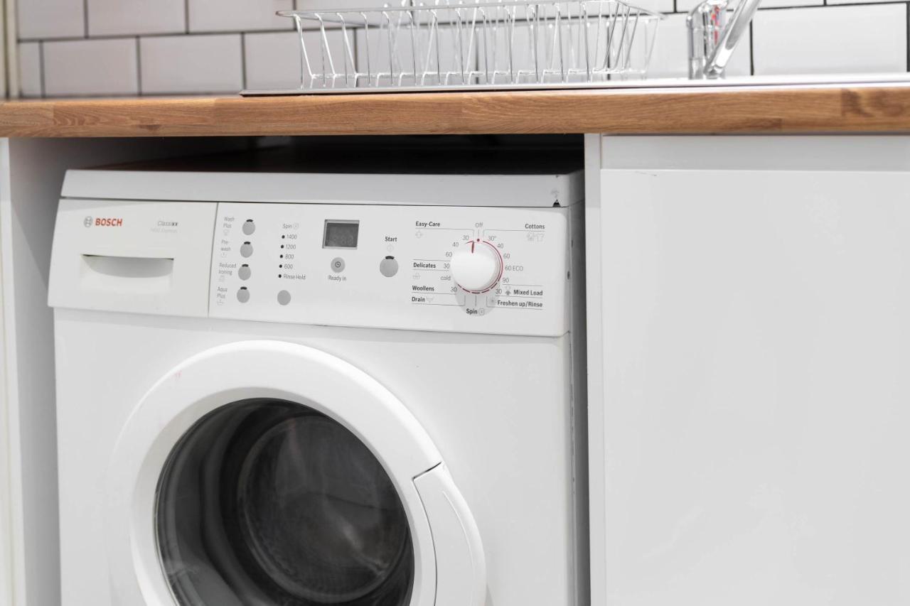 Two Bedroom Apartment - En Suites - Smart Tv'S - Wifi - Netflix - Bearwood Birmingham Esterno foto